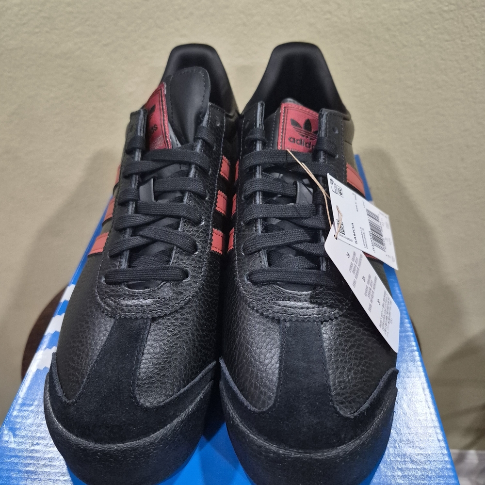 Adidas Samoa Men's  Black and Red Sneakers JQ0046 Size 9.5